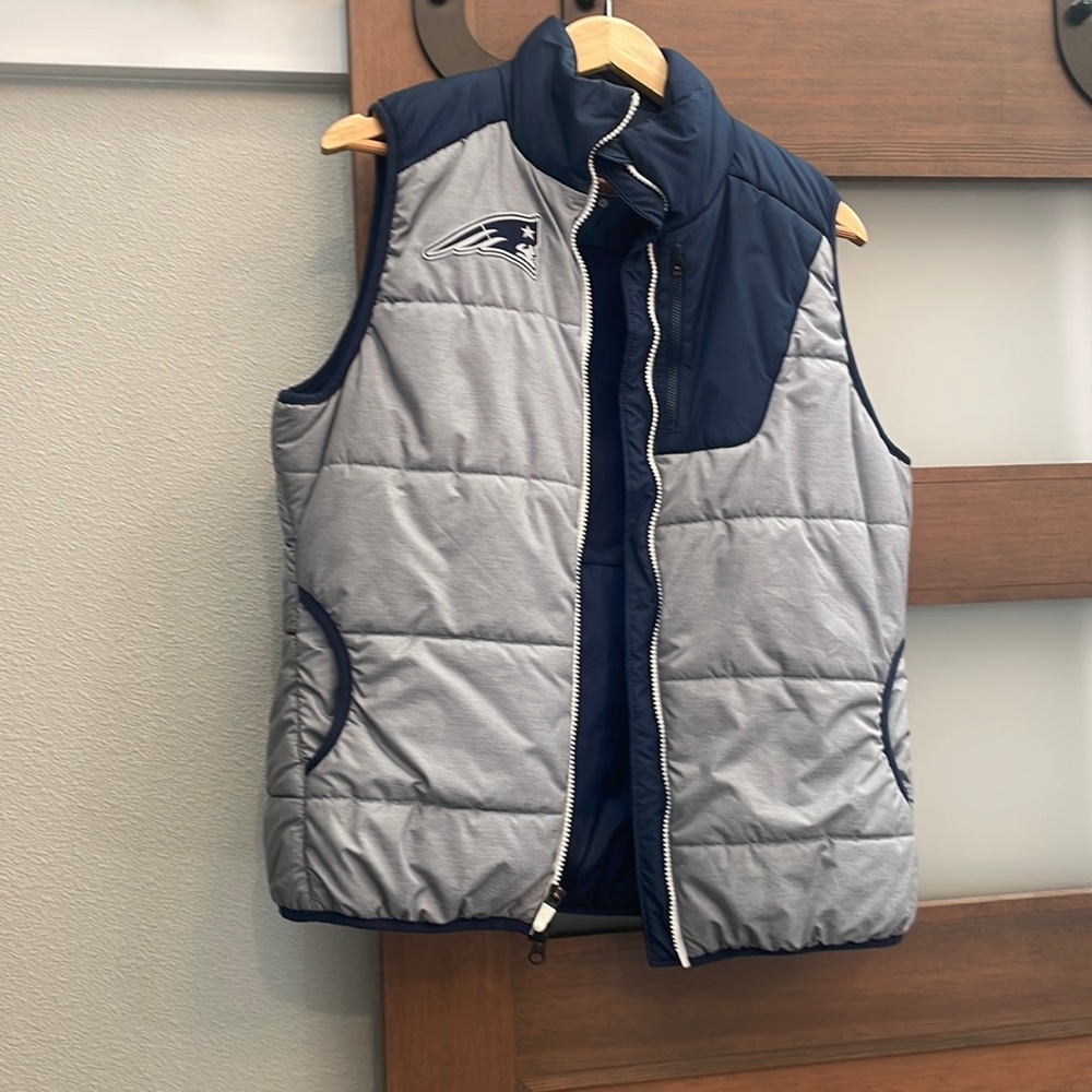 Women’s NFL Team Apparel vest L New England Patriots